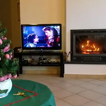 Cascina Stella بيت للعطل